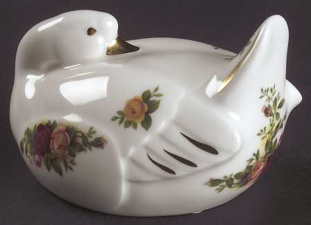 Old Country Roses Swan Figurine by Royal Albert