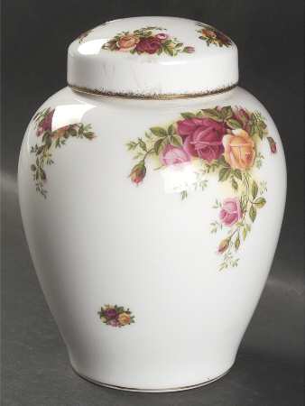 Old Country Roses Large Ginger Jar & Lid by Royal Albert