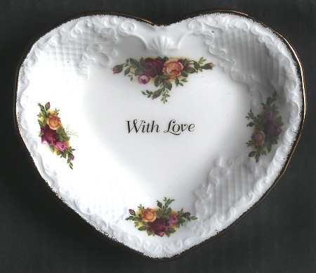 Old Country Roses Heart Shaped Dish