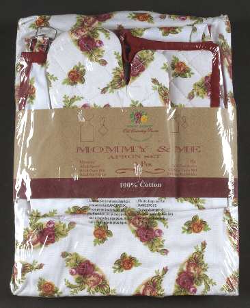 Old Country Roses 6 Piece Mommy & Me Apron Set