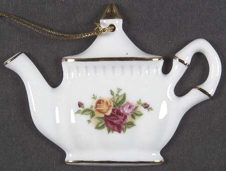 Old Country Roses Fine China Ornament by Royal Albert