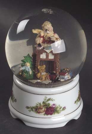 Old Country Roses Snow Globe