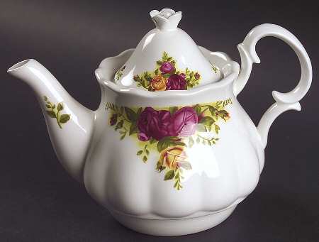 Old Country Roses Teapot for Individual Teapot & Lid with Cup