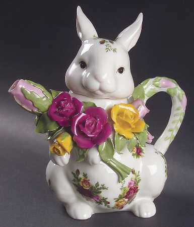 Old Country Roses Figural Teapot & Lid by Royal Albert
