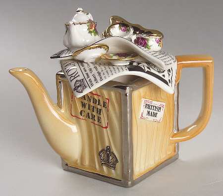 Old Country Roses Mini Figural Teapot & Lid
