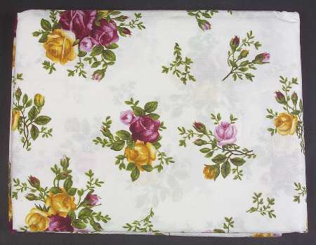 Old Country Roses 60" x 84" Rectangular Tablecloth by Royal Albert