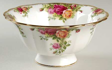 Old Country Roses Medium Round Fluted Bowl by Royal Albert