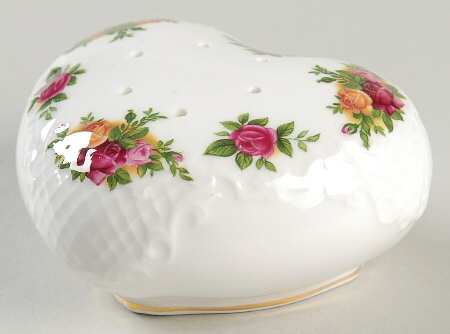 Old Country Roses Heart Pommander by Royal Albert