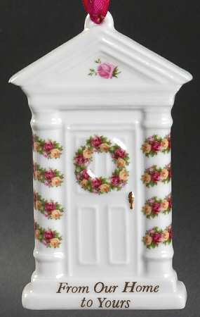 Old Country Roses Door Ornament