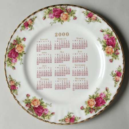 Old Country Roses "2000" Calendar Plate by Royal Albert