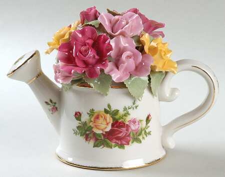 Old Country Roses Musical Watering Can