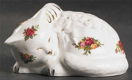 Old Country Roses Cat Pommander by Royal Albert