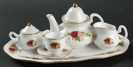 Old Country Roses (8 Pc) Miniature Tea Set