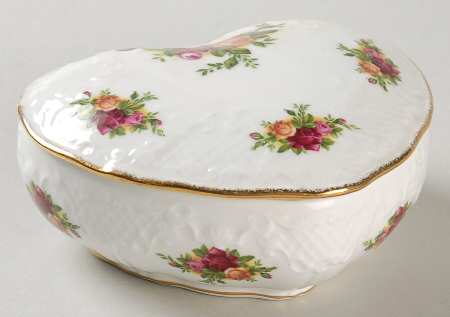 Old Country Roses Heart Shape Box & Lid by Royal Albert