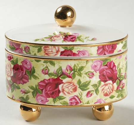 Old Country Roses Oval Box & Lid