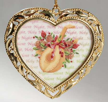 Old Country Roses Heart Ornament by Royal Albert