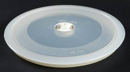 Old Country Roses 7" Storage Ceramic Bowl Plastic Lid