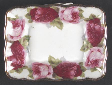 Old English Rose (Brushed Gold Trim) 5" Rectangular Sweet Meat