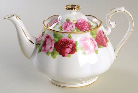 Old English Rose (Brushed Gold Trim) Teapot & Lid