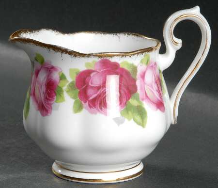 Old English Rose (Brushed Gold Trim) Creamer