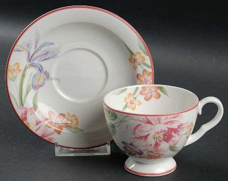 Ophelia Footed Cup & Saucer Set
