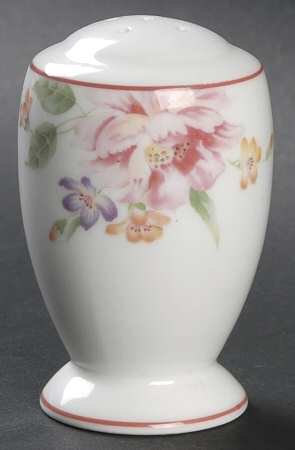 Ophelia Pepper Shaker