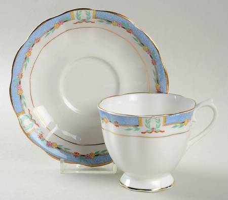 Orient Footed Cup & Saucer Set