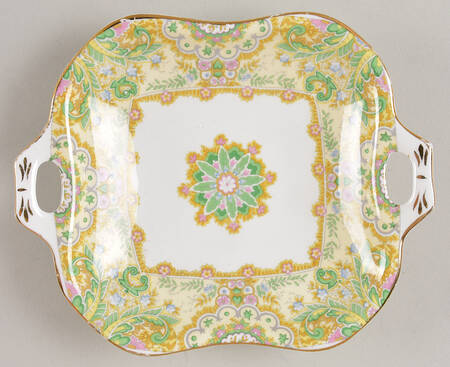 Paisley Shawl Handled Cake Plate