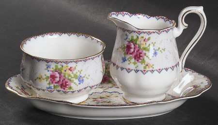 Petit Point Mini Creamer & Open Sugar w/Tray(CRMM3+SUOM+CSTM3S
