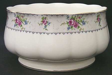 Petit Point 9" Salad Serving Bowl