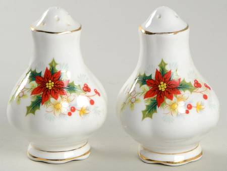 Poinsettia Salt & Pepper Set