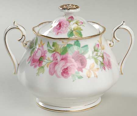 Princess Anne (Brushed Gold Edge) Sugar Bowl & Lid