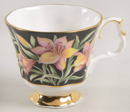 Provincial Flowers Footed Demitasse Cup