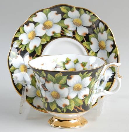 Provincial Flowers Footed Cup & Saucer Set