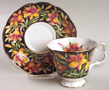 Provincial Flowers Footed Cup & Saucer Set