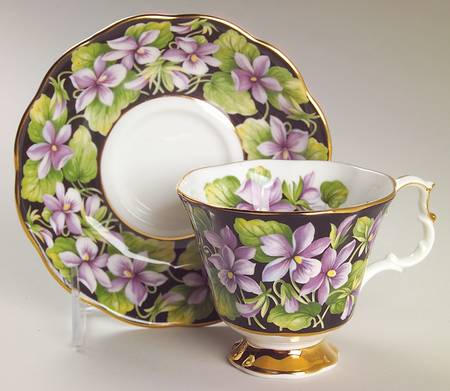 Provincial Flowers Footed Cup & Saucer Set