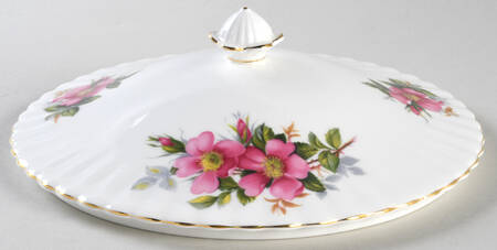 Prairie Rose Lid for Round Vegetable