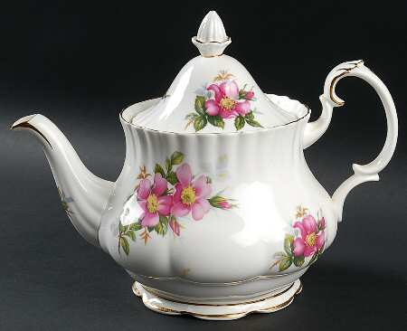Prairie Rose Teapot & Lid