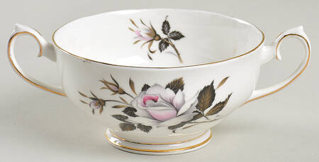 Queen's Messenger Footed Cream Soup Bowl