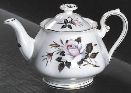 Queen's Messenger Mini Teapot & Lid