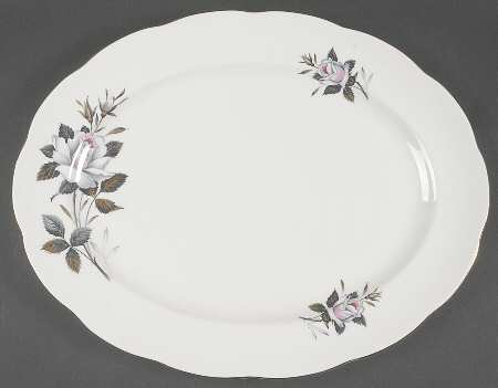 Queen's Messenger 15" Oval Serving Platter