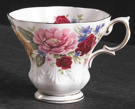 Random Harvest Series Footed Cup