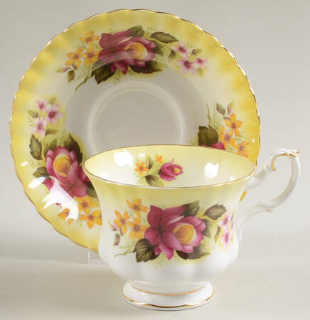 Radiance Series Footed Cup & Saucer Set