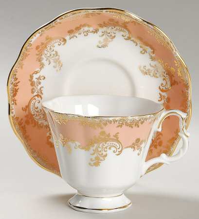 Regina Series Footed Cup & Saucer Set