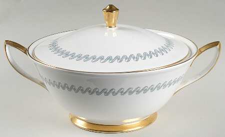 Riviera Round Covered Vegetable