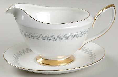Riviera Gravy Boat & Underplate