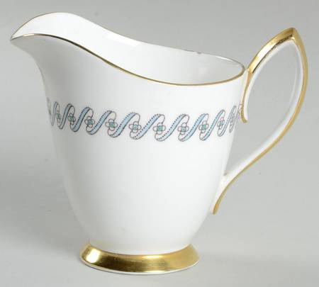 Riviera Creamer