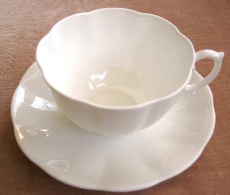 ROA12 Flat Cup & Saucer Set