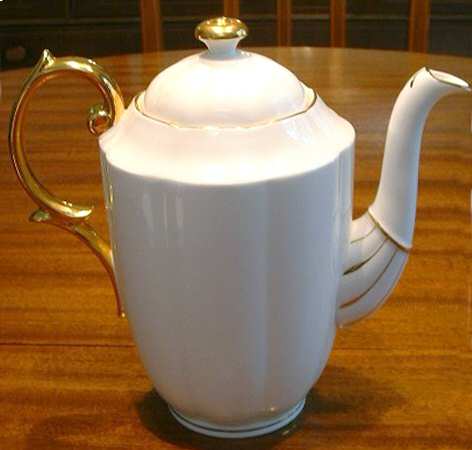 ROA8 Coffee Pot & Lid