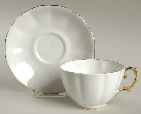 ROA8 Flat Cup & Saucer Set